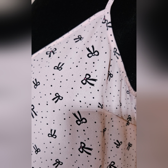 5/30$ Smart Set Coquette baby pink black bow lace trim cute cami top - Picture 2 of 5